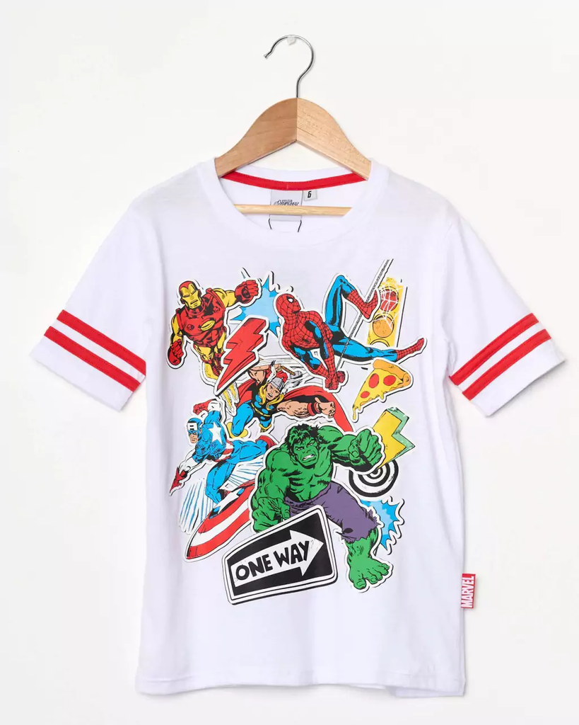 VER. REMERA DE ALGODÓN ESTAMPADA "AVENGERS"