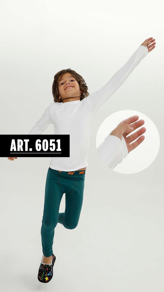 INV. CAMISETA TERMICA DE MICROFIBRA CON OJAL EN DEDO