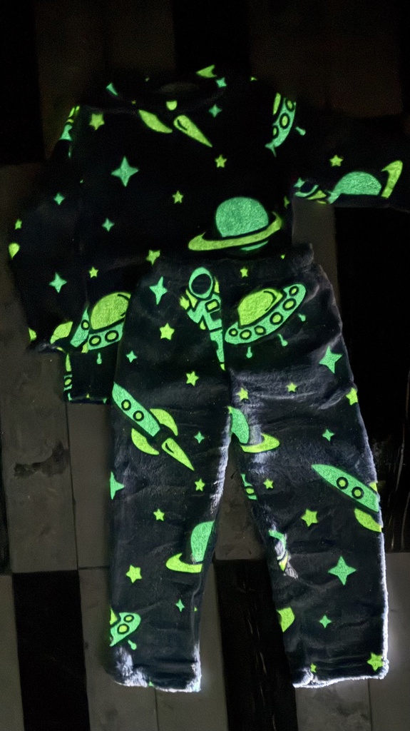 LIQUIDACION ! - INV. PIJAMA NENE POLAR SOFT LUMINOSO brilla en la oscuridad