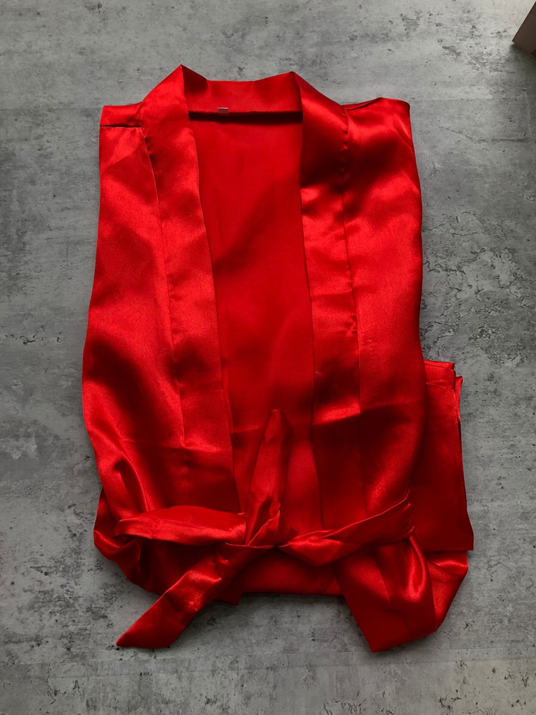 OFERTON - BATA DE RASO LISA PREMIUM ROJA (OUTLET- pequeña mancha)