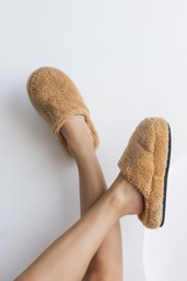 [TRE5420] INV. PANTUFLA COMFY CORDERITO BIFAZ LISA