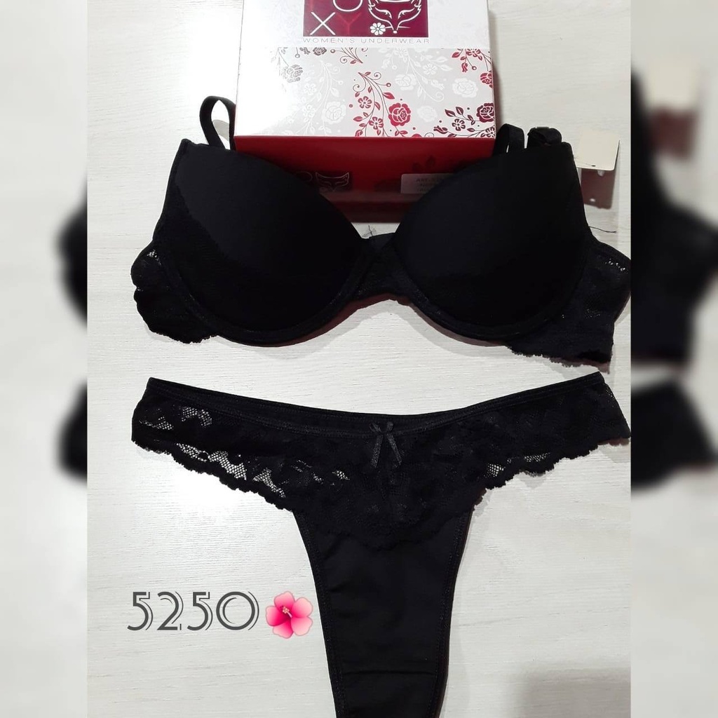 CONJUNTO TAZA SOFT DE  PUNTILLA Y MICROFIBRA C/LESS